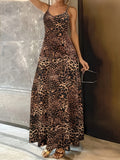 Damen Maxikleid mit Spaghetti-Trägern und asymmetrischem Tiermuster