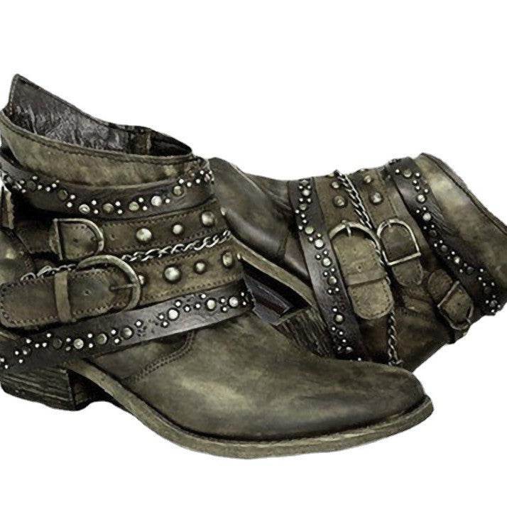 Damen nan knöchelhohe Biker-Stiefelette mit mehreren Nietenriemen, dekorativen Ketten und verstellbaren Schnallen Shop Nory