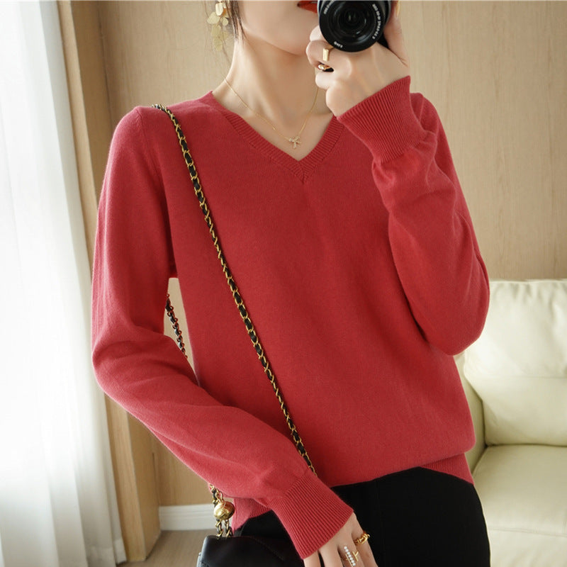 Damen Leichter V‑Ausschnitt Feinstrickpullover aus kaschmirweicher Baumwollmischung mit elastischen Rippbündchen Shop Nory