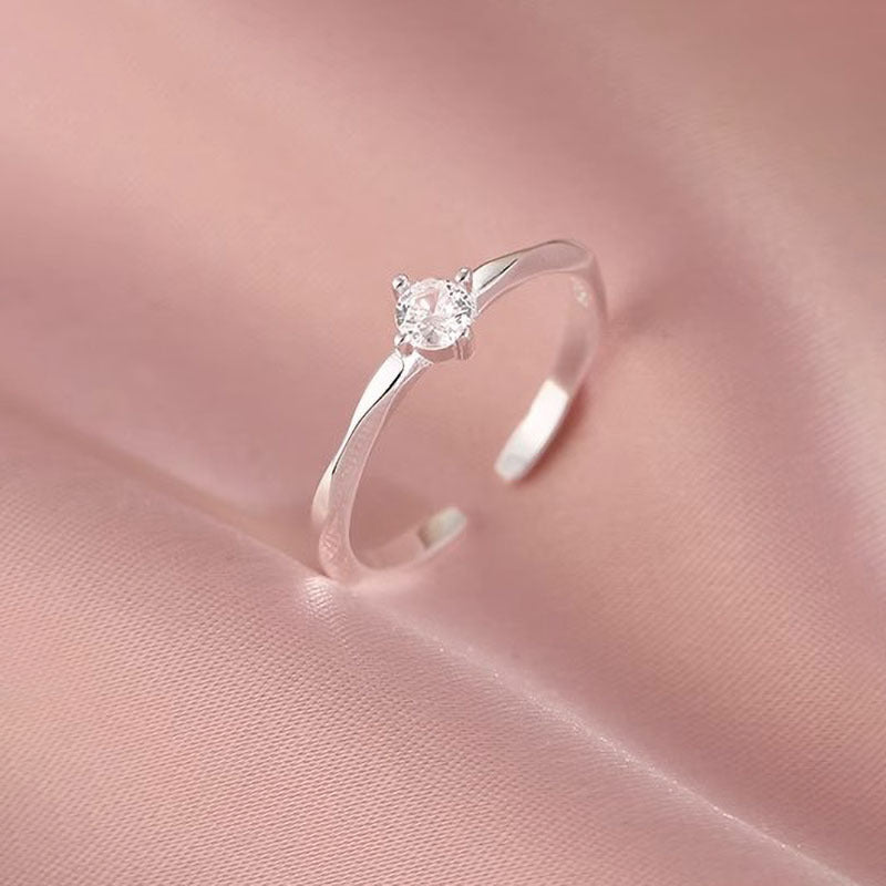 Damen Zierlicher Solitär Ring mit funkelndem Zirkonia Shop Nory