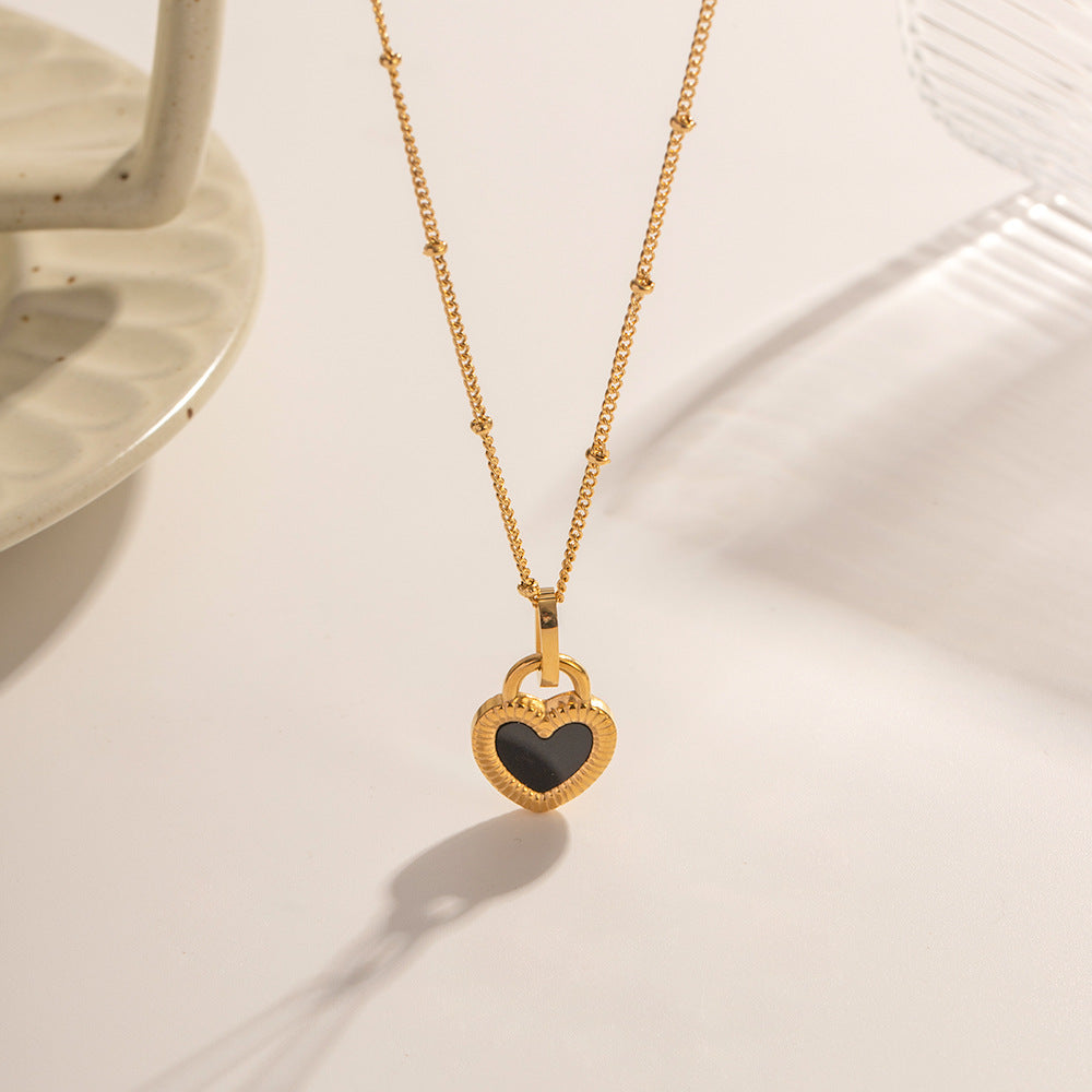 Damen Halskette mit herzförmigem Anhänger und eleganten Zirkonia-Akzenten Shop Nory