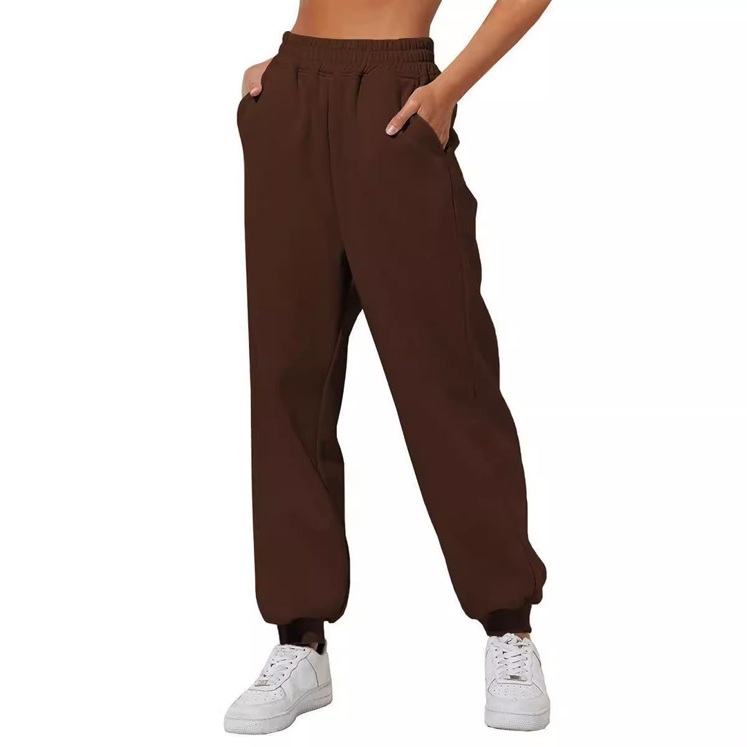 Damen nan weite High‑Waist Jogginghose mit soften Bügelfalten, elastischem Komfortbund und gerippten Knöchelbündchen Shop Nory