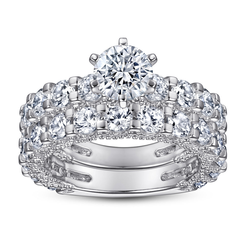 Damen Verlobungsring mit funkelndem Hauptstein und elegantem Zirkonia-Besatz Shop Nory