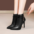 Damen modische Stiefelette mit elegantem Schnallenverzierung und strukturiertem Obermaterial