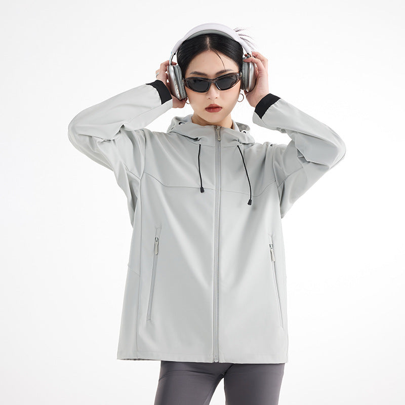 Damen Atmungsaktive Softshell-Regenjacke mit Kapuze, winddicht und minimalistischer Tech-Optik Shop Nory