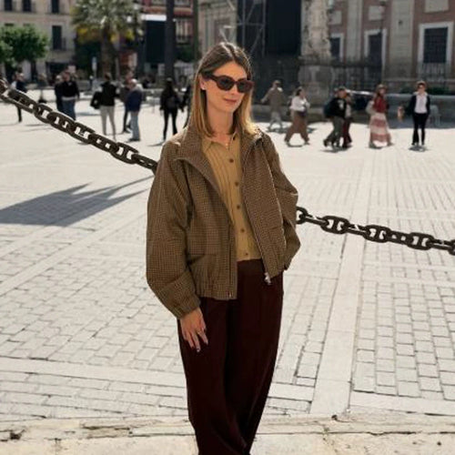 Damen Boxy-Kurzjacke im Glencheck mit elastischem Saum und Reißverschluss Shop Nory