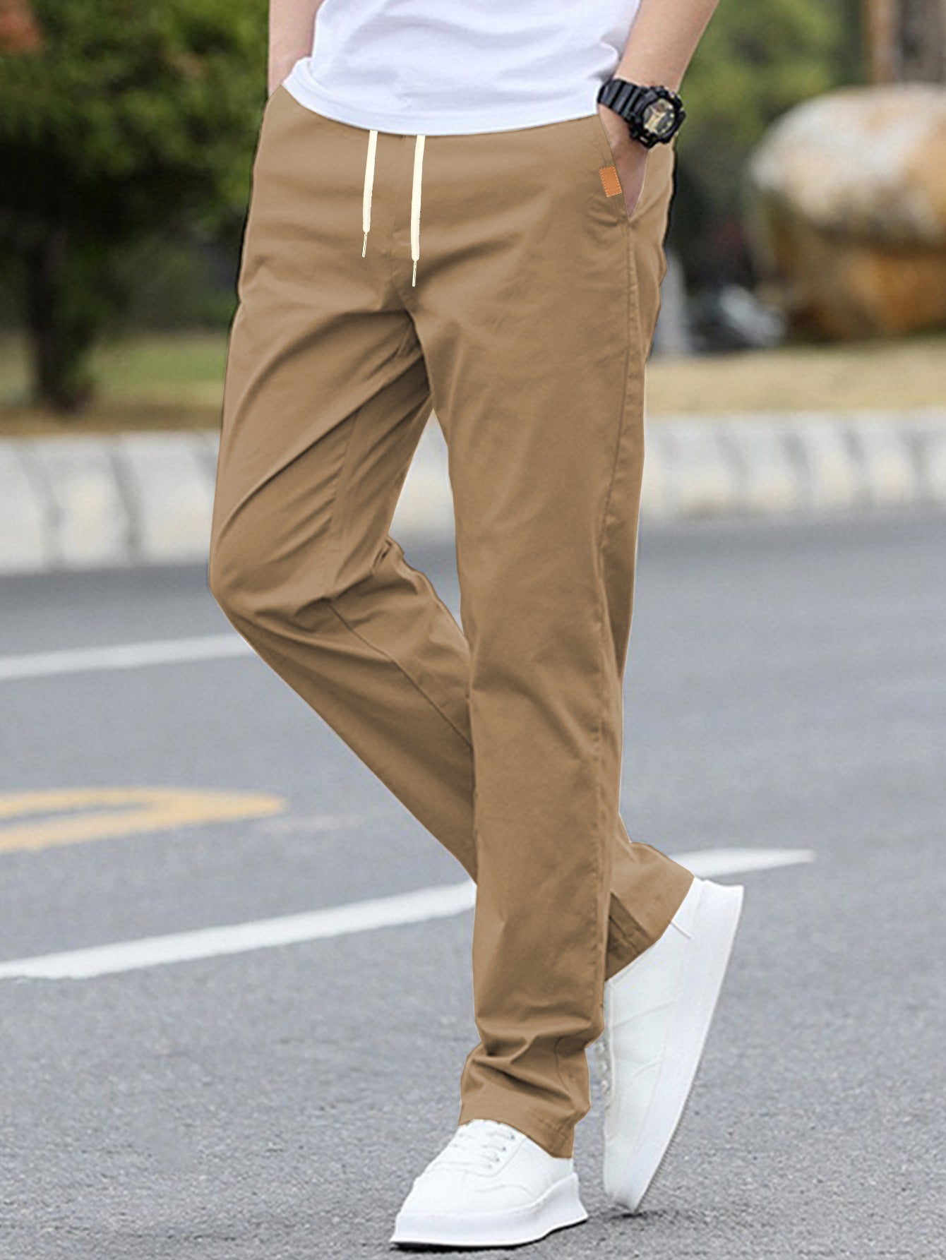 Herren Freizeit-Hose mit atmungsaktivem Material und elastischem Bund