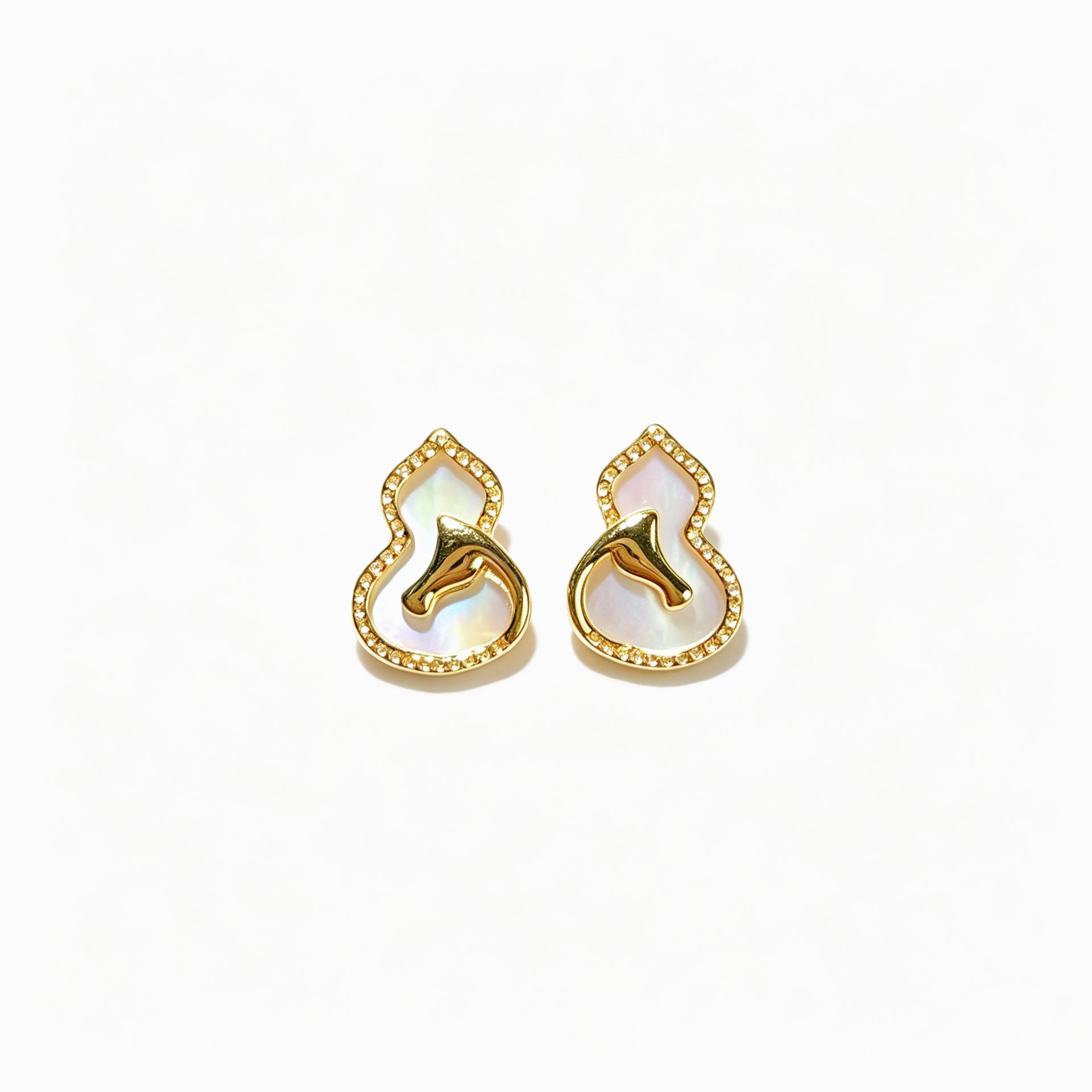 Damen Ohrstecker mit einzigartigem Muschel-Design Shop Nory