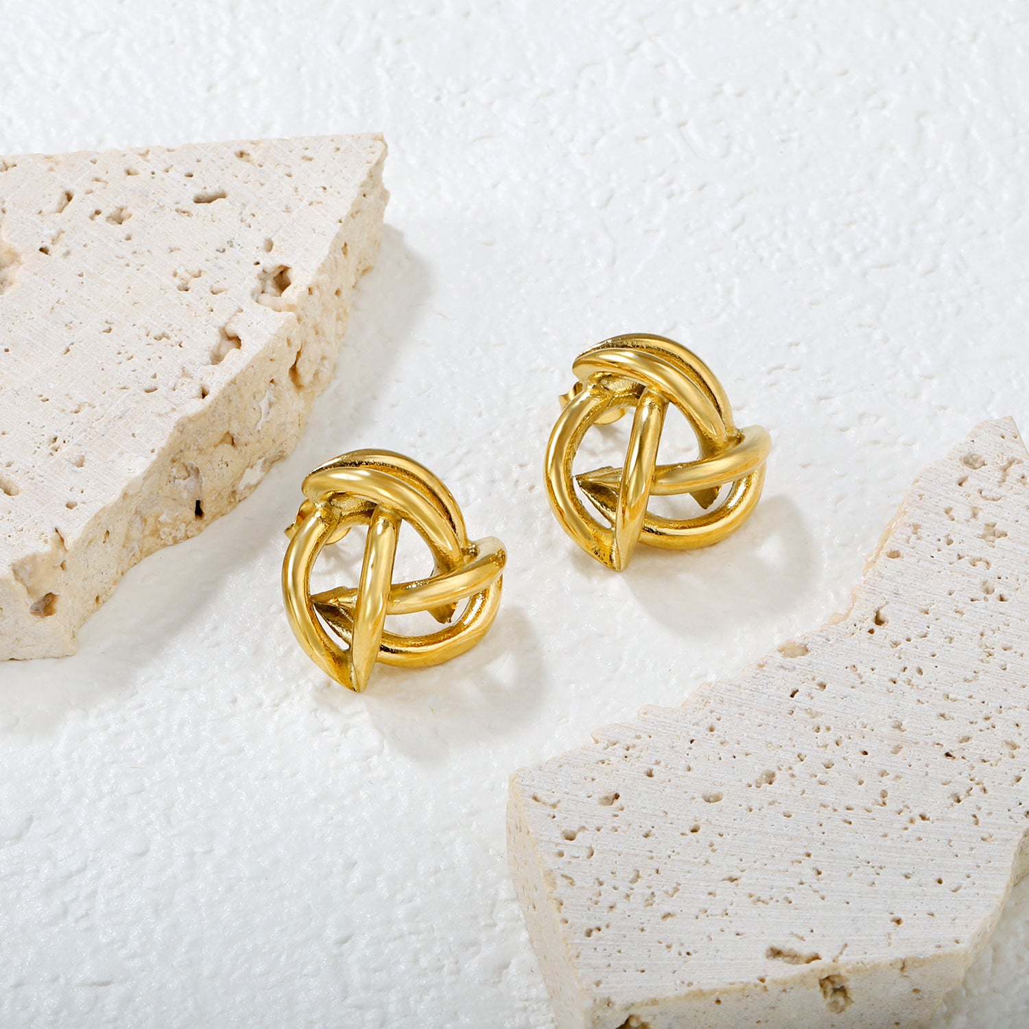 Damen Ohrstecker mit kunstvollem Knoten-Design und hochglänzender Oberfläche Shop Nory