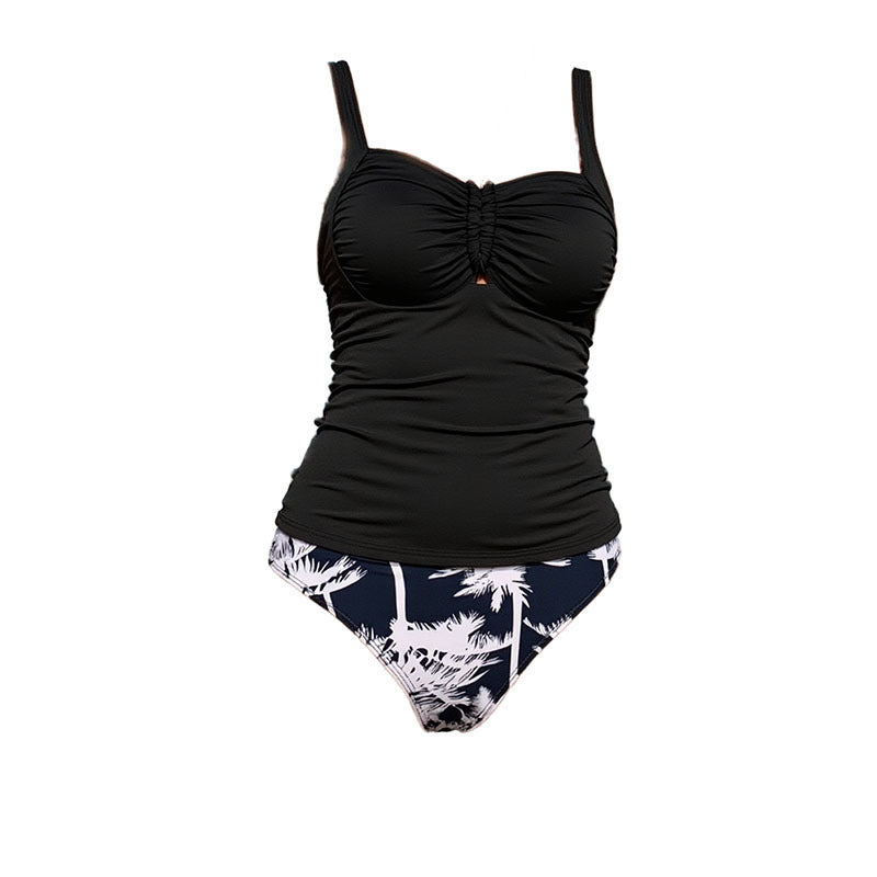 Damen tankini mit raffinierten Rüschendetails und tropischem Druck