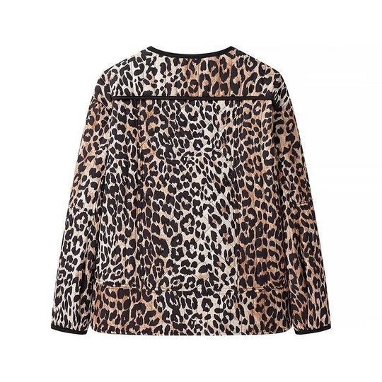 Damen Kurzjacke mit Leo‑Alloverprint, Rundhalsausschnitt und kontrastierender Paspel Shop Nory