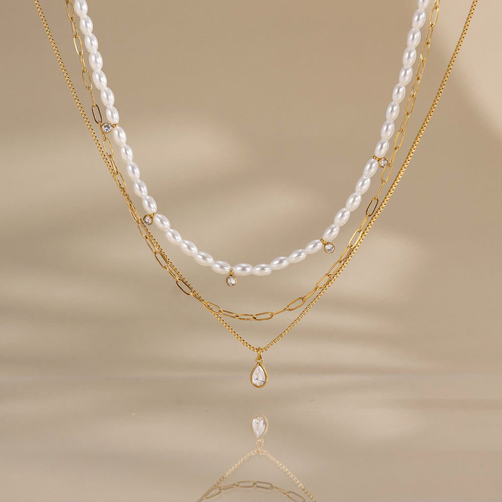 Damen Halskette mit mehrlagigem Design aus hypoallergenem Edelstahl und stilvollem Zirkonia-Anhänger Shop Nory