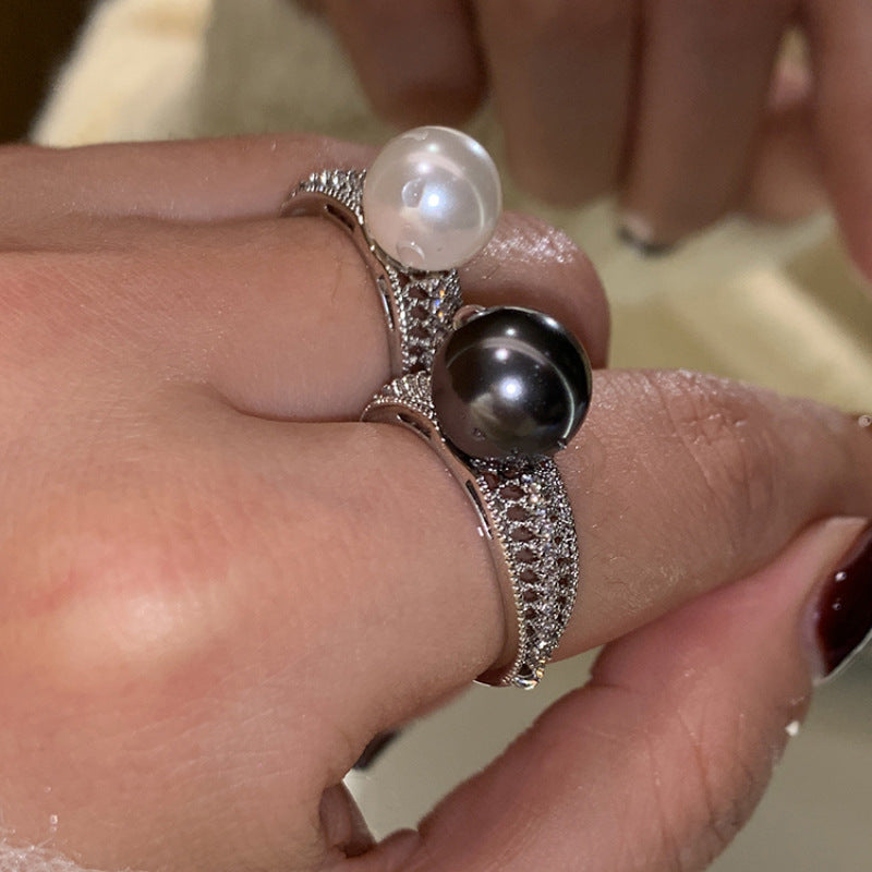 Damenring mit elegantem Perlencap und funkelnden Zirkonia Shop Nory