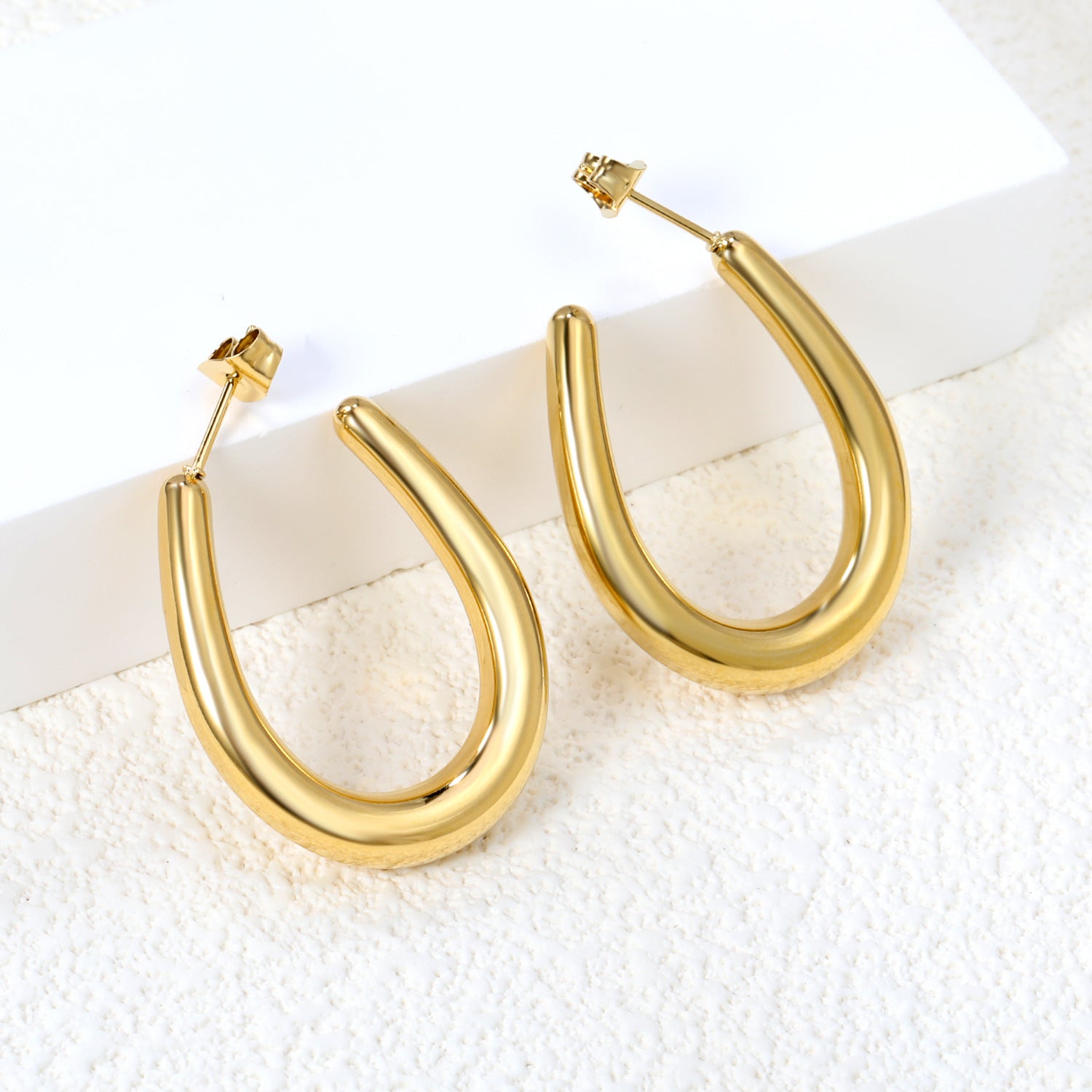 Damen elegante goldplattierte Creolen Shop Nory