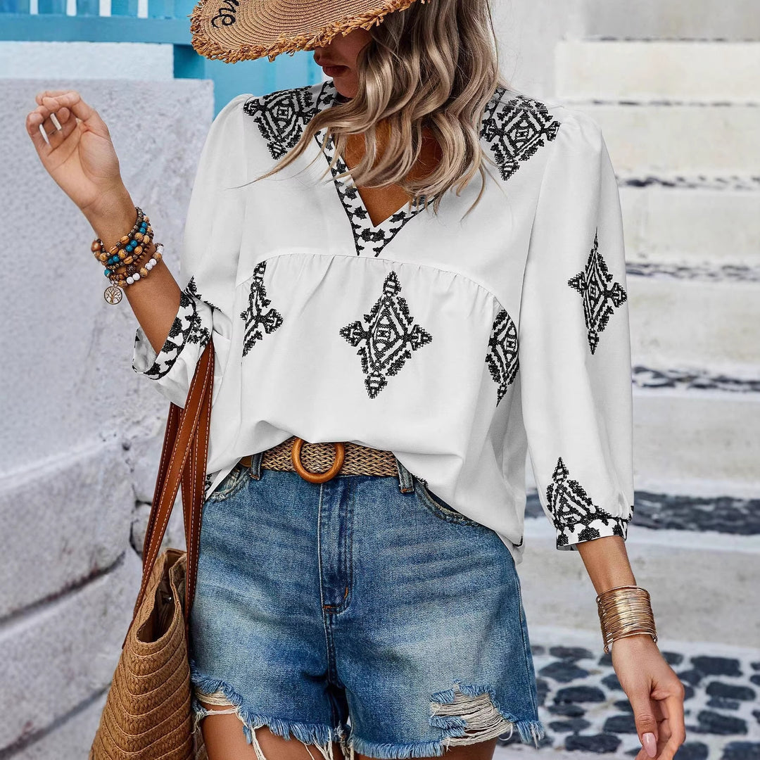 Damen Locker geschnittene Boho‑Bluse mit V‑Ausschnitt, geraffter Brustnaht und dreiviertelärmeln Shop Nory