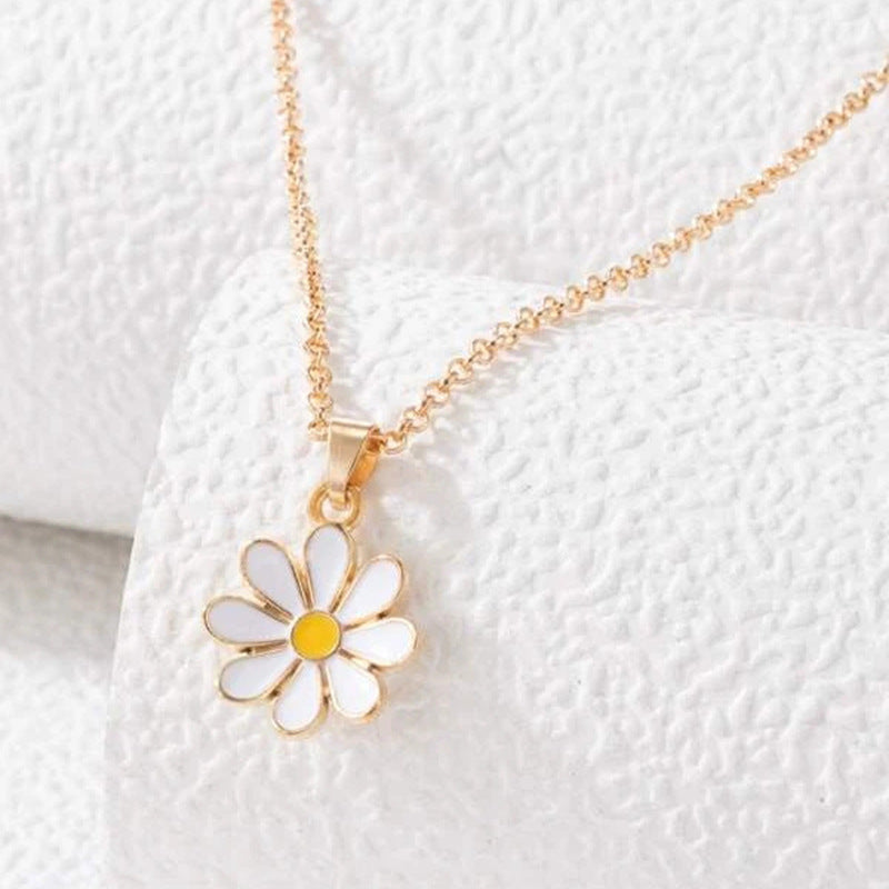 Damen Halskette mit verspieltem Gänseblümchen-Anhänger Shop Nory