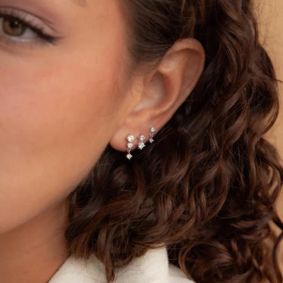 Damen Ohrhänger mit funkelnden Zirkonia und ansprechendem Design Shop Nory