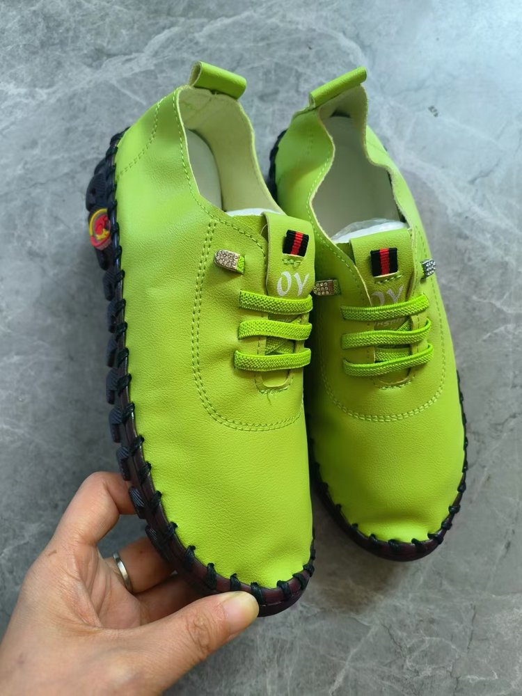 Damen Leichter, weicher Slipper mit handgenähter Gummisohle und elastischer Schnürung Shop Nory