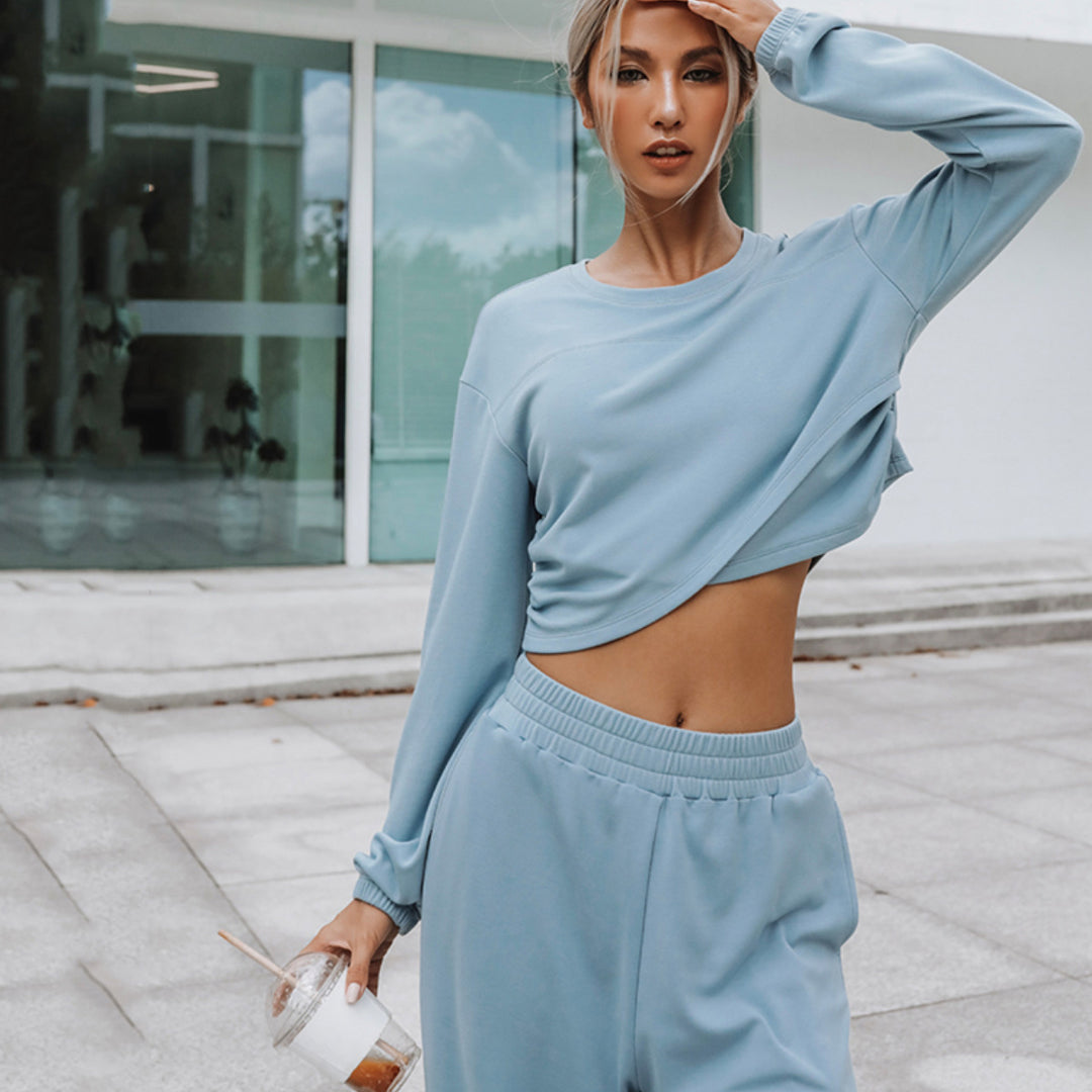 Damen weites Lounge-Set mit Cropped-Oversize-Pullover und High-Waist Palazzo-Hose Shop Nory