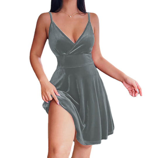 Damen edles Samtkleid im A-Linien Schnitt mit tiefem V-Ausschnitt und seitlichem Schlitz