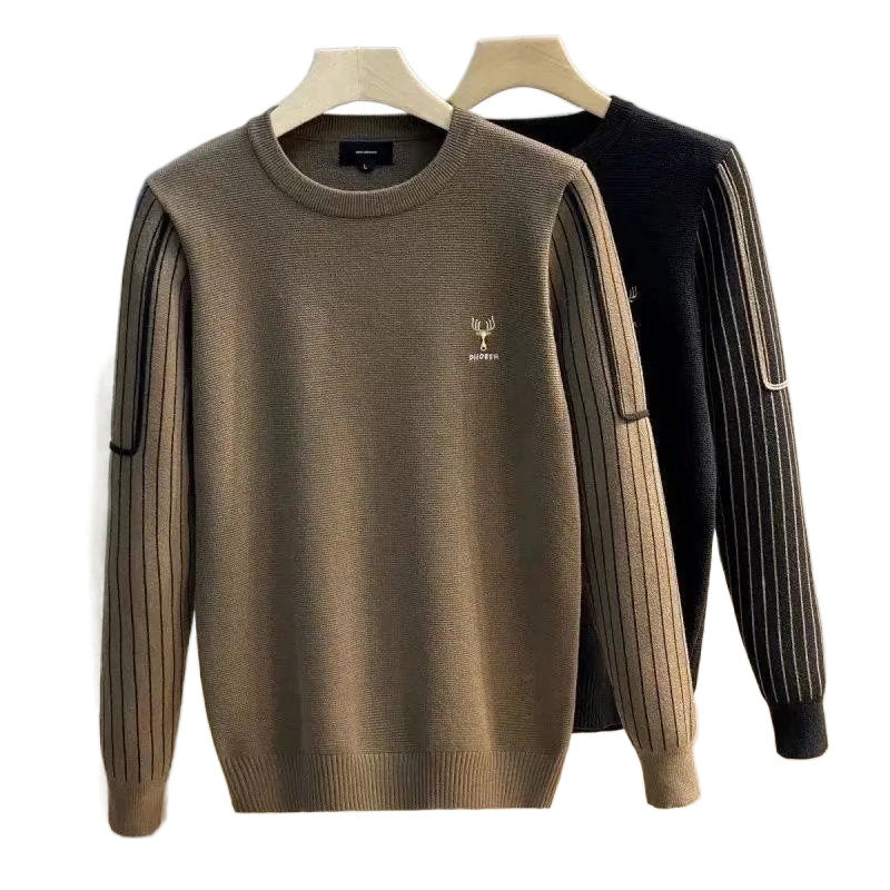 Herren Strickpullover mit gestreiften Rippenärmeln und gesticktem Hirschlogo Shop Nory