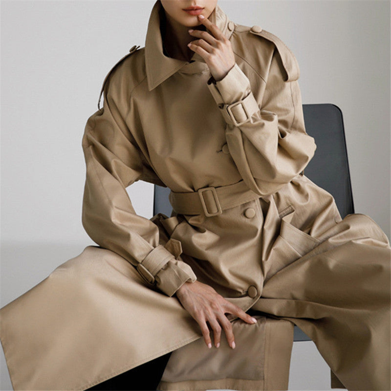 Damen Oversize-Trenchcoat mit weitem Rückensaum, Bindegürtel und Storm-Detail Shop Nory