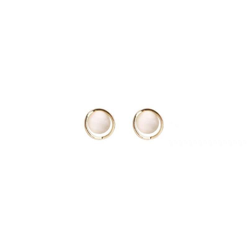 Damen Ohrstecker mit luxuriösen Perlenakzenten und elegantem Design Shop Nory