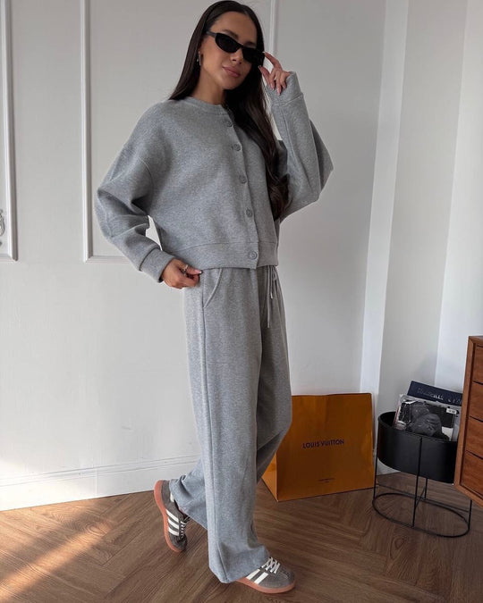 Damen Zweiteiliges Loungewear-Set aus Sweat mit geknöpfter Cropped-Jacke und weiter Kordelzughose Shop Nory