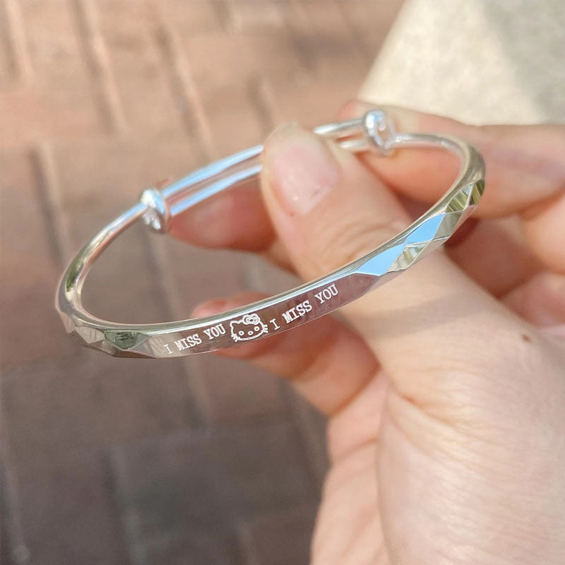 Damenschmuckarmband mit kunstvoller Gravur und elegantem Design Shop Nory