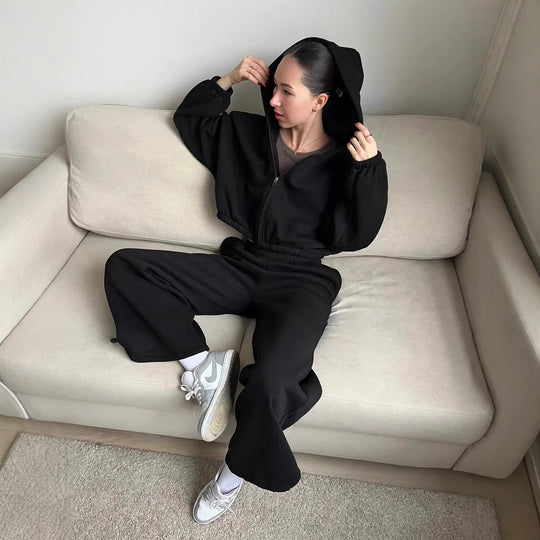 Damen Oversize Sweatset mit Reißverschluss Bomberjacke und Highwaist Jogginghose Shop Nory