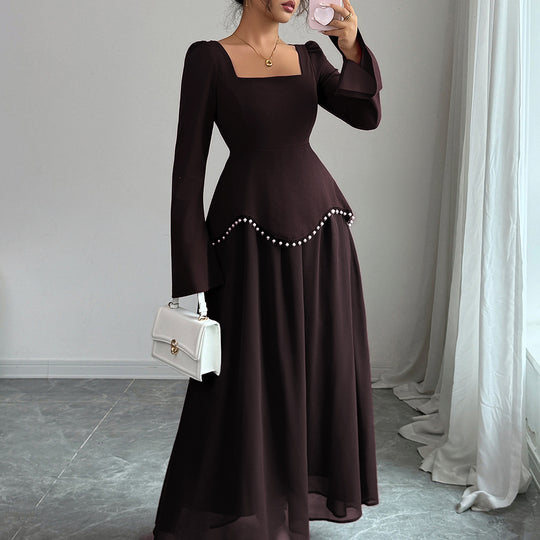 Damen nan elegantes Maxikleid mit quadratischem Ausschnitt, taillierter Schößchen-Passe und Perlenbordüre Shop Nory