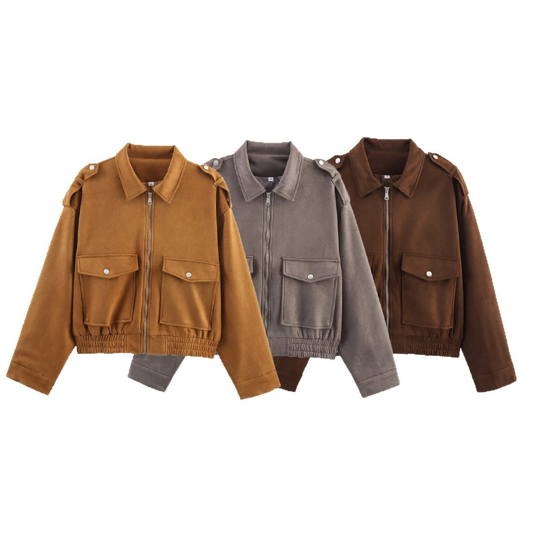 Damen Kurzjacke im Utility‑Bomberstil mit aufgesetzten Pattentaschen, Schulterklappen und elastischem Saum Shop Nory