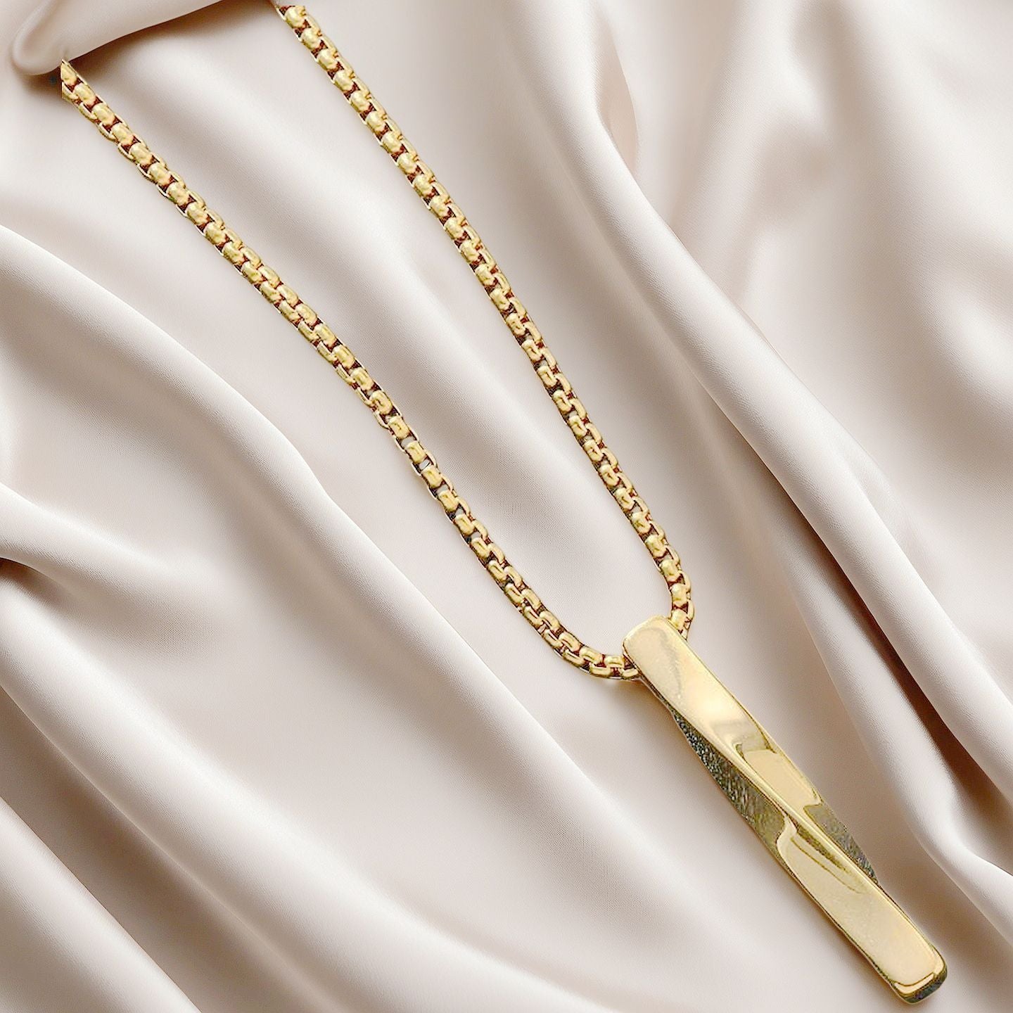 Damen Halskette mit modernem, minimalistischem Anhänger Shop Nory