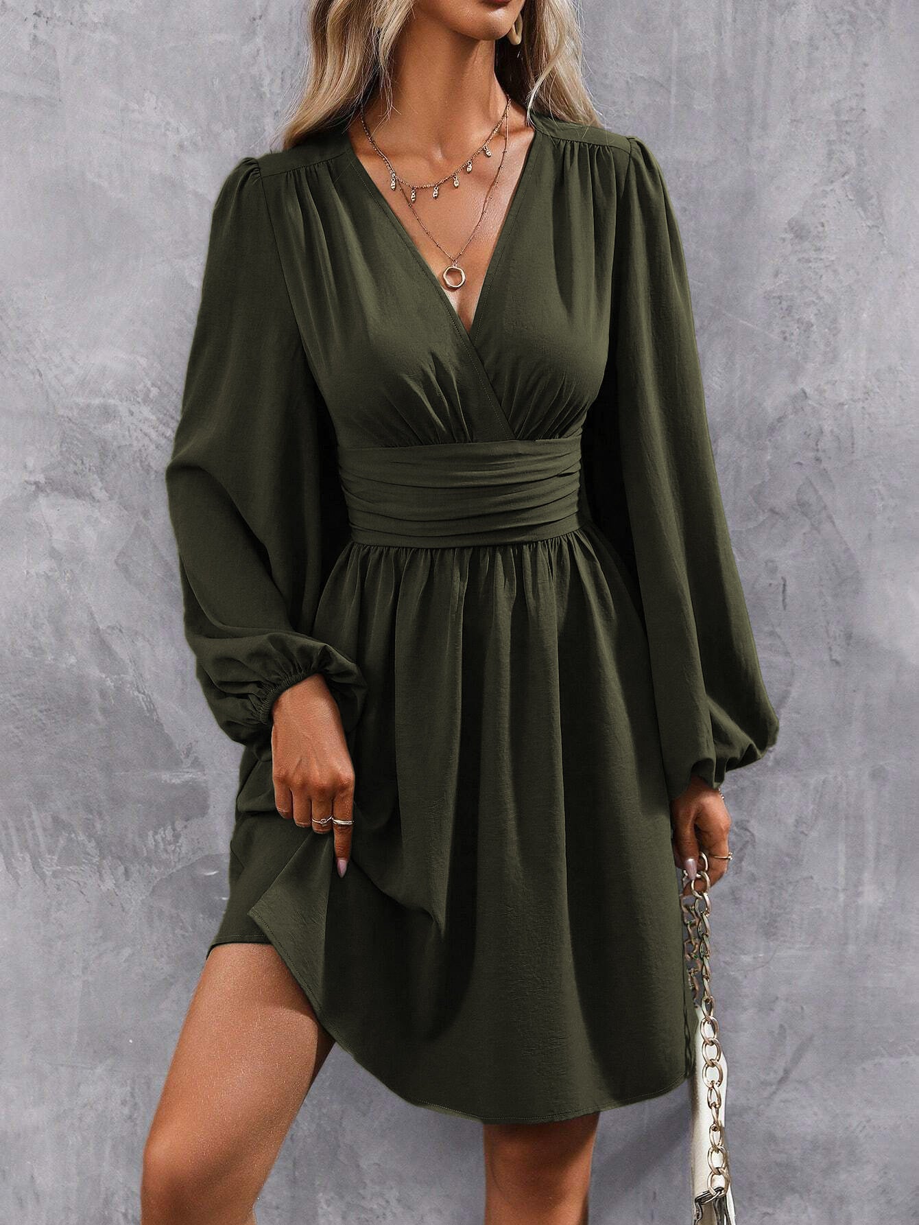 Damen Knielanges Wickelkleid mit eleganten Puffärmeln