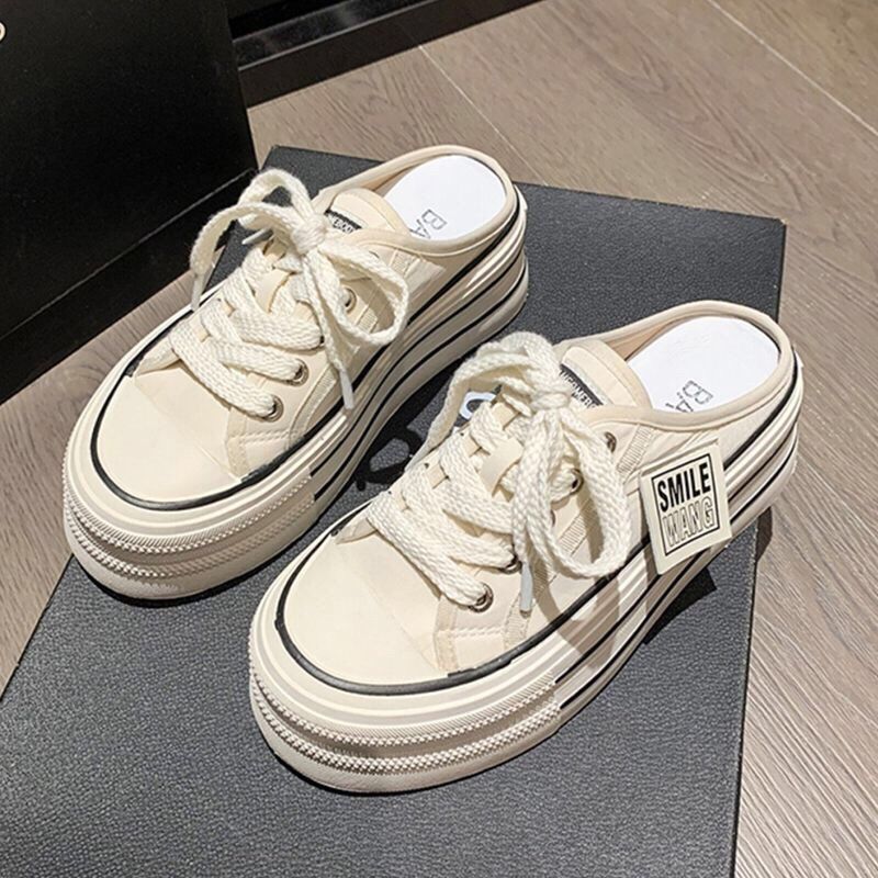 Damen Lässige Canvas-Sneaker mit strapazierfähigem Obermaterial und unverwechselbarem Design
