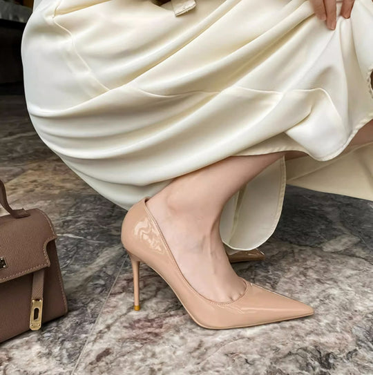 Damen Elegante Lackpumps mit spitz zulaufendem Stiletto-Absatz und gepolsterter Innensohle Shop Nory