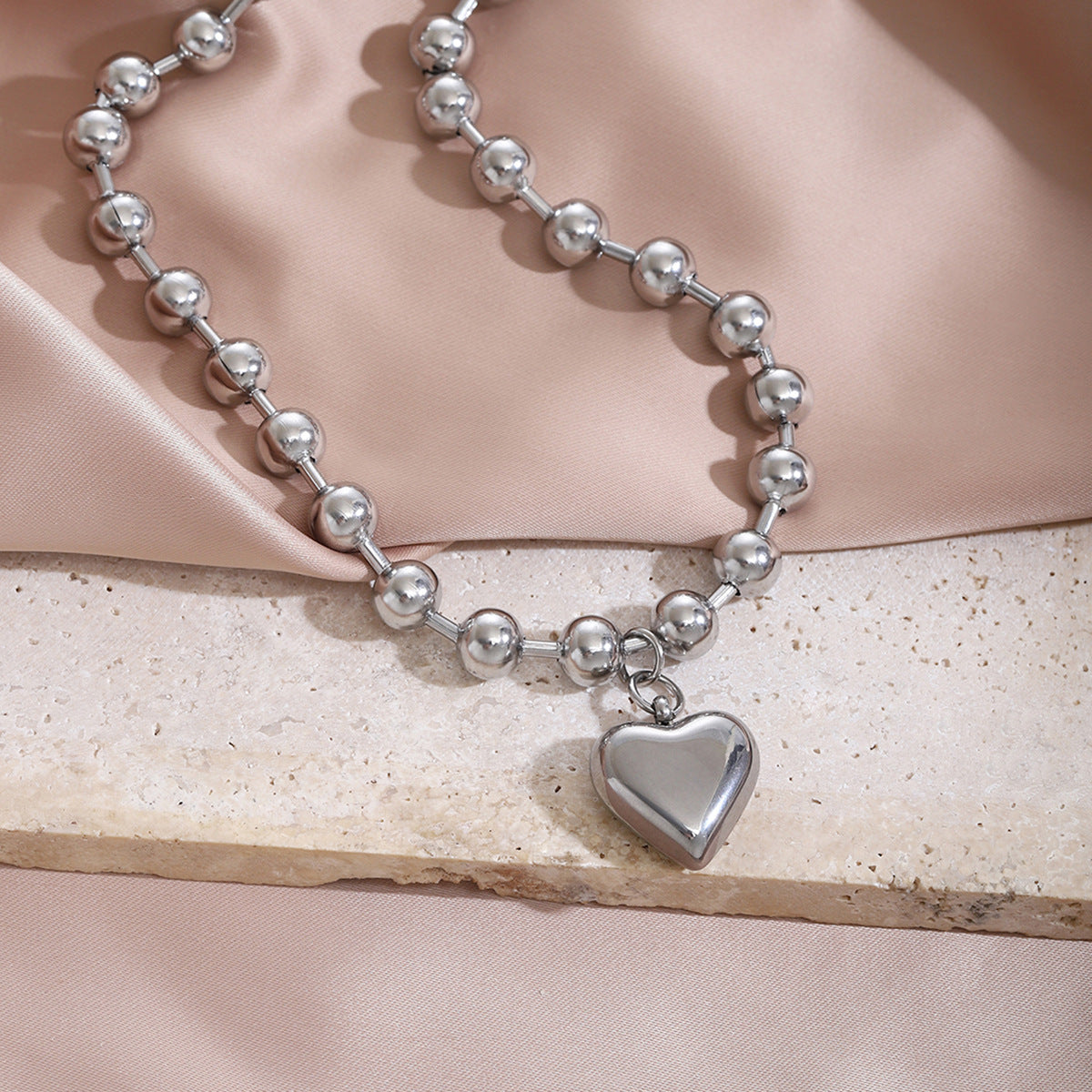 Damen stilvolles Armband mit Herz-Anhänger Shop Nory