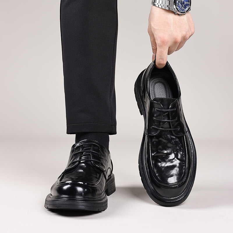Herren Elegante Lack-Derby mit robuster Plateau-Gummisohle und gepolstertem Komfortschaft Shop Nory