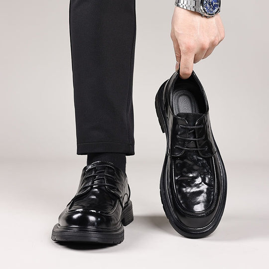 Herren Elegante Lack-Derby mit robuster Plateau-Gummisohle und gepolstertem Komfortschaft Shop Nory