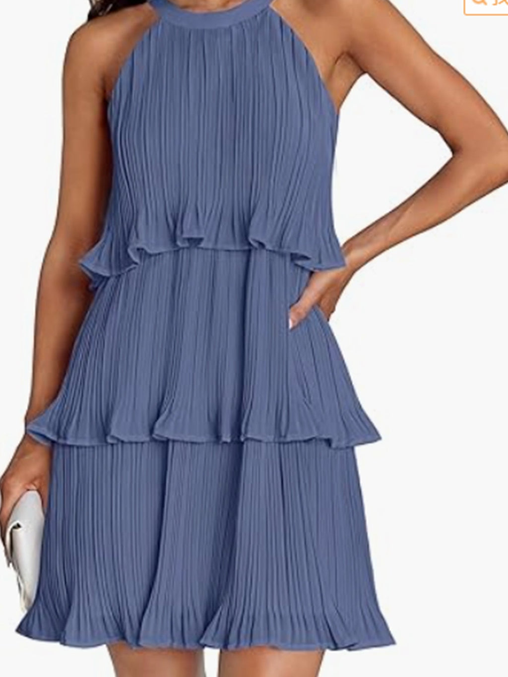 Damen Kleid mit schwingendem Faltenrock und Spitzenrüsche