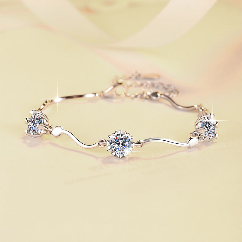 Damenarmband mit funkelnden Kristallen und elegantem Design Shop Nory