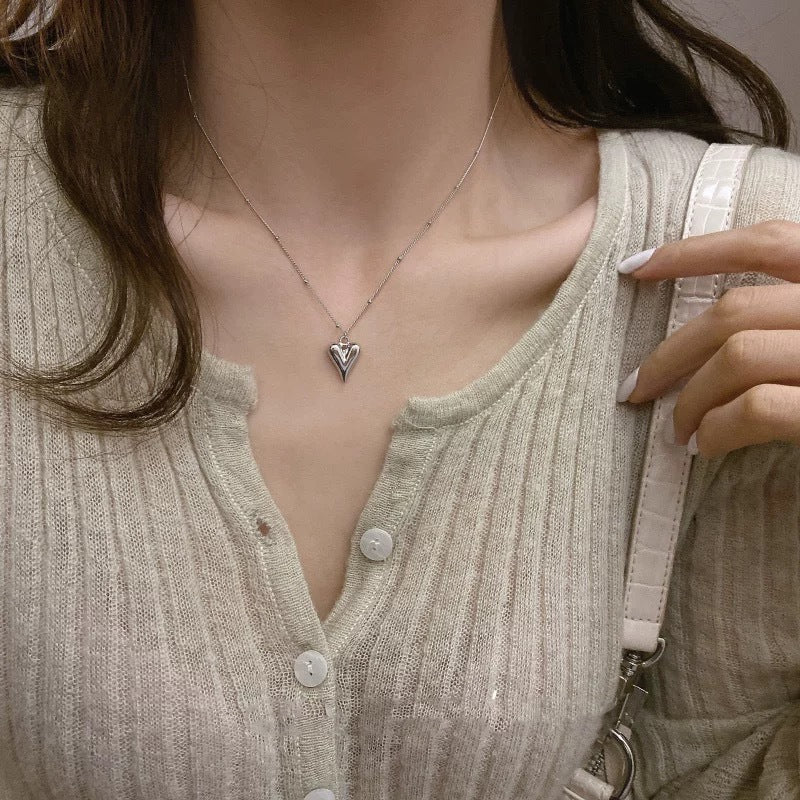 Damen Halskette mit elegantem Herzanhänger aus hochwertigem Edelstahl Shop Nory