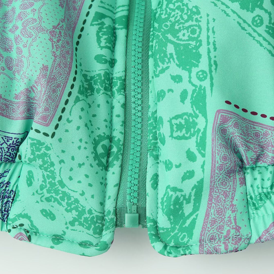 Damen Kurz geschnittene Bomberjacke mit Bandana-Muster und elastischem Saum Shop Nory