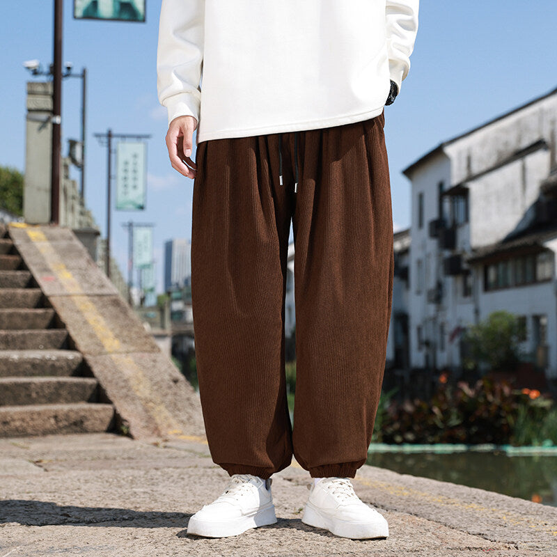 Herren Weite Cord-Loungehose mit Tunnelzug, gerippter Cordstruktur und elastischen Bündchen Shop Nory