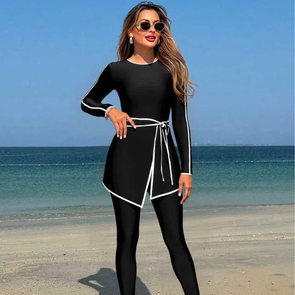 Damen modischer Langarm-Schwimmanzug mit Wickelrock