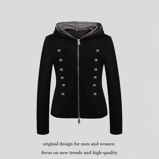 Damen taillierte Kapuzen‑Sweatjacke mit dekorischer Doppelreihe und Metallknöpfen Shop Nory