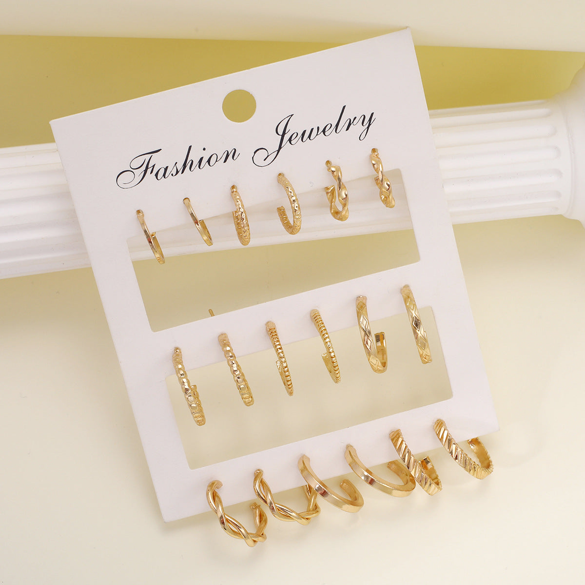 Damen Ohrringe Set mit modernen Kugel- und Knoten-Designs Shop Nory
