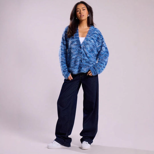 Damen Oversize-Flauschpullover mit weitem Carmen‑Ausschnitt und melierter Strickstruktur Shop Nory