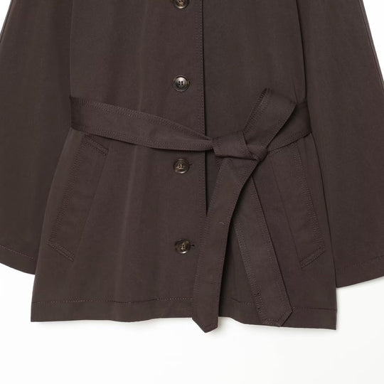 Damen Kurzer Trenchcape mit Taillengürtel, Epauletten und aufgesetzten Taschen Shop Nory