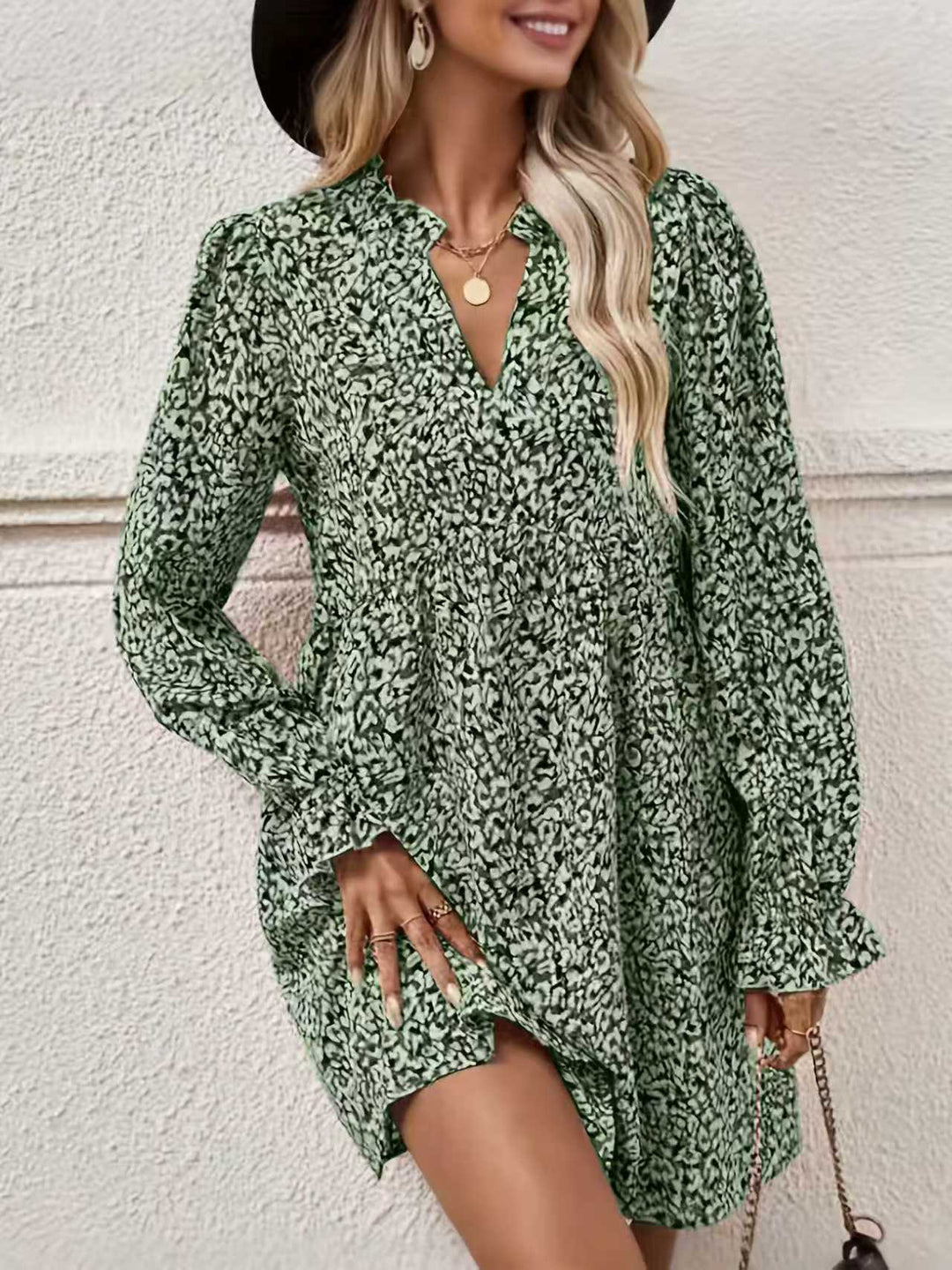 Damen Lockeres Chiffon-Minikleid mit V-Ausschnitt und Volantärmeln Shop Nory